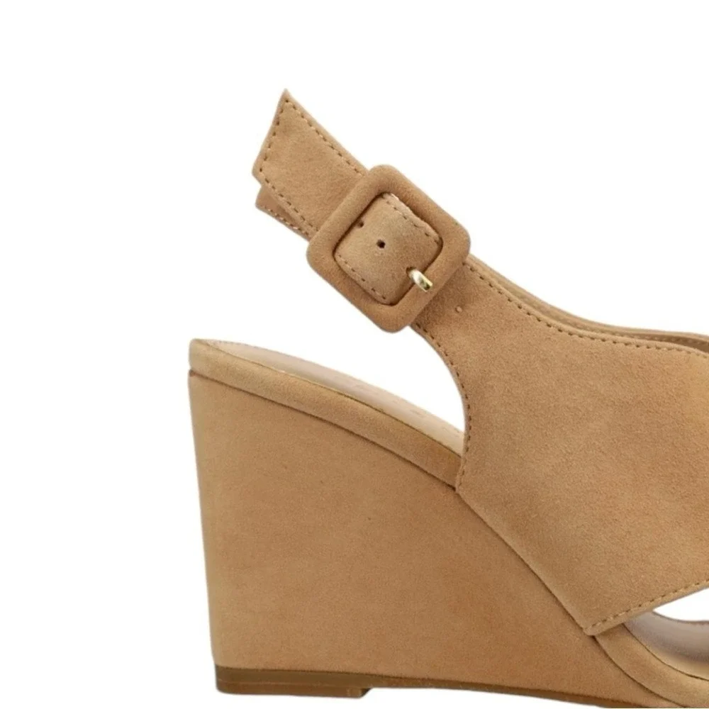 Pelle Moda Rina-Su Latte Suede Wedge Sandals Tan‎ Slingback Buckle Womens 9.5M